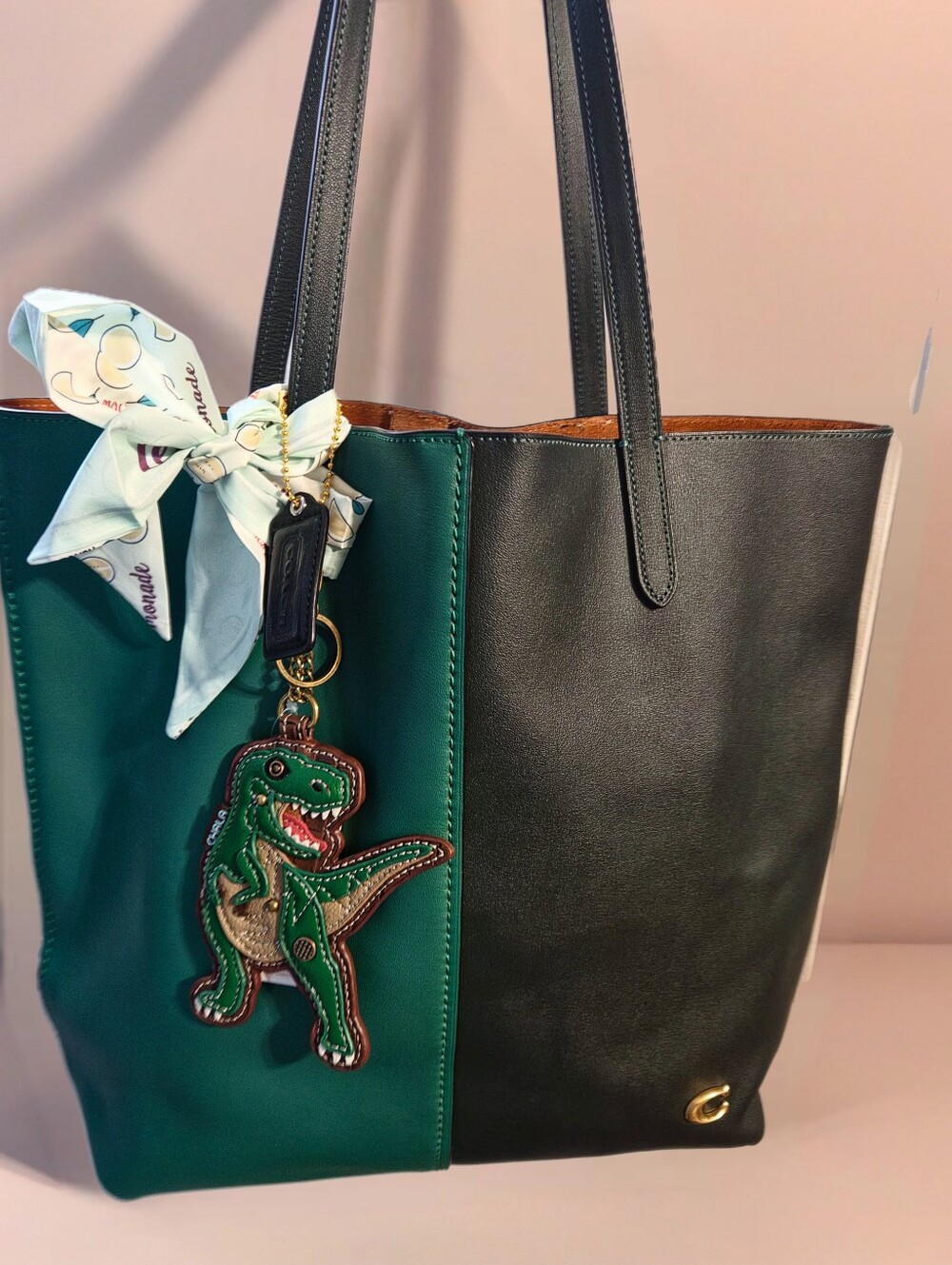 Coach Nomad Colorblock Tote. GREEN AND EMERALD.